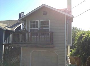 9016 20th Ave NE, Seattle, WA 98115