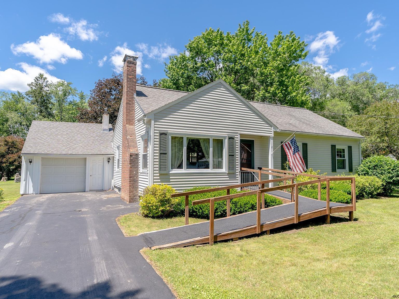 8 ELM Street, Pattersonville, NY 12137 Zillow