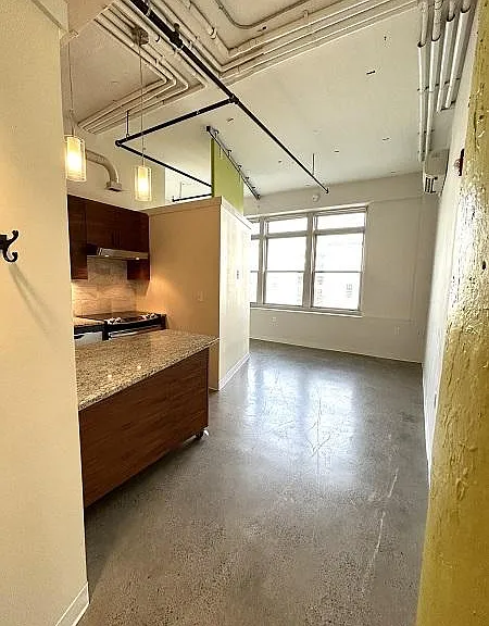 117 Lofts — Photo 38