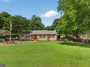 40 Cricket Walk Dr, Talking Rock, GA 30175