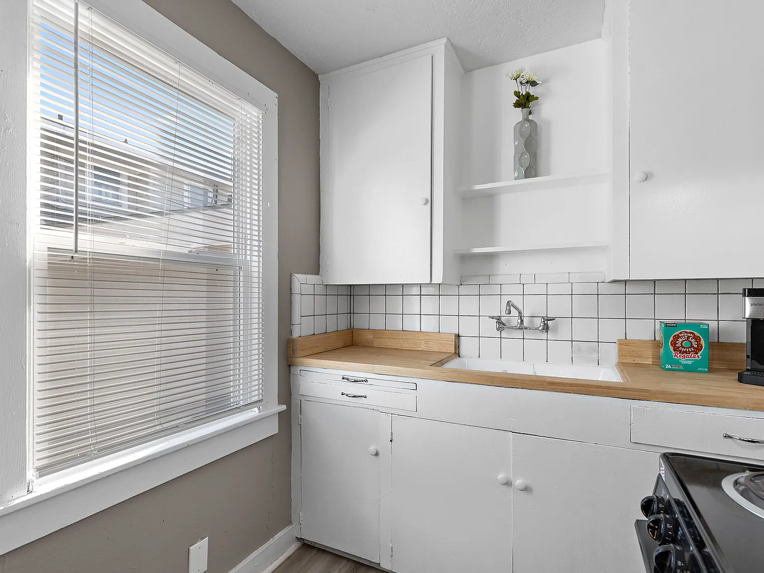 1 bed, $745 — Photo 4