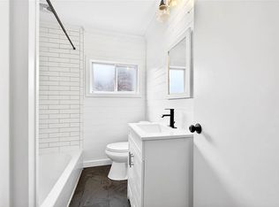 225 E Circle St, Appleton, WI 54911