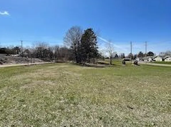 Center St W, Amery, WI 54001