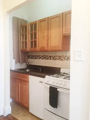 Rented by Sandra Greer Real Estate | media 2