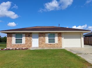 306 Cypress Village Dr, Houma, LA 70360