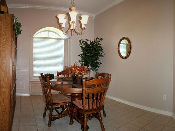 4th image of 7009 Vineyard Dr
