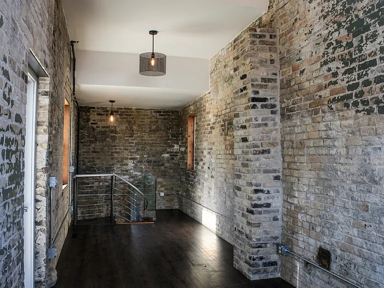 Second Story Den