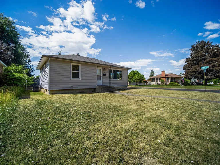 4127 W Broad Ave — Photo 36