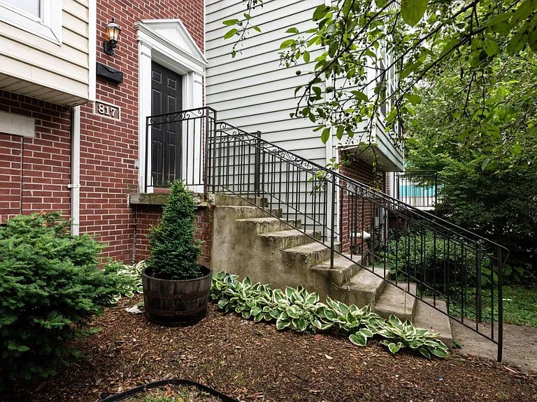 817 William Howard Taft Rd — Photo 5
