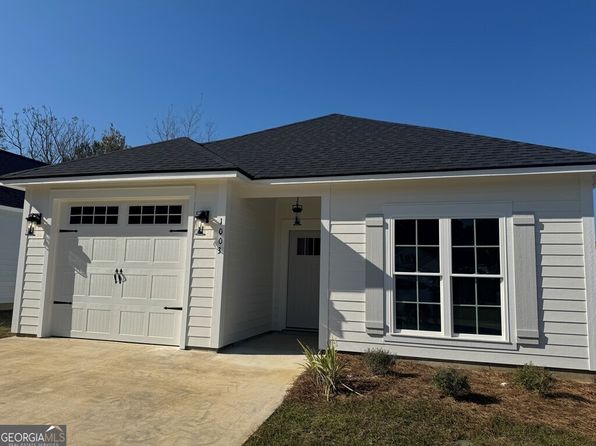 1003 Syrup Mill Creek Ln, Cairo, GA 39828