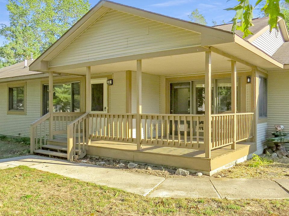 535 3rd St, Kalkaska, MI 49646 MLS 1904779 Zillow