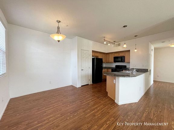 2nd image of 50 Aura De Blanco St Unit 14101