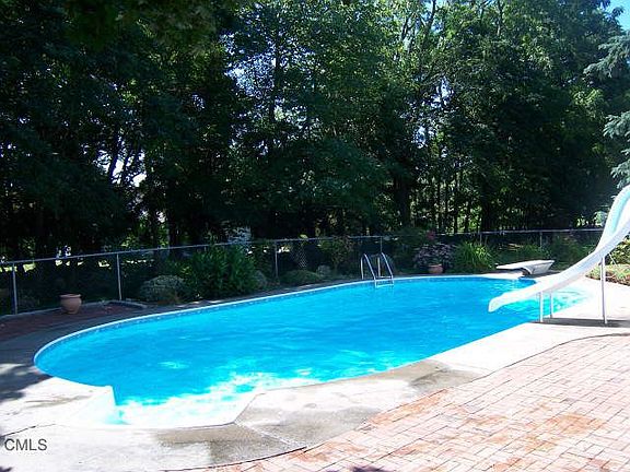 I/G Pool and patio