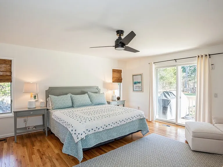 70 Jagger Ln — Photo 12