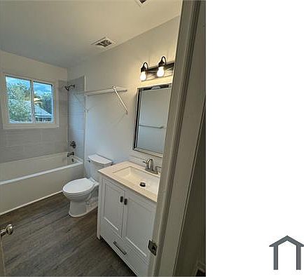2nd image of 708 Peachtree St #708