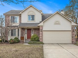 2700 Cook Creek Dr, Ann Arbor, MI