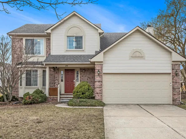 2700 Cook Creek Dr, Ann Arbor, MI 48103