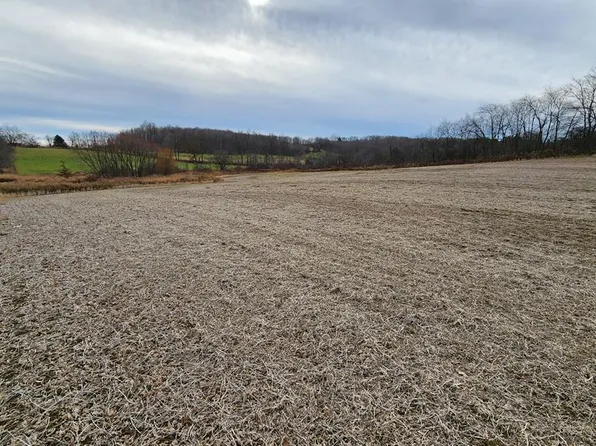 Husband Rd, Somerset, PA 15501