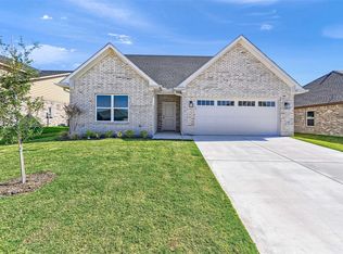 1811 Boxwood Dr, Sherman, TX 75092