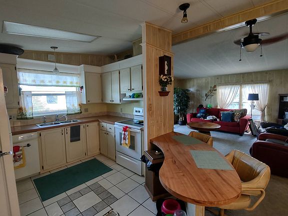 5th image of 1191 Pioneer Cir #23
