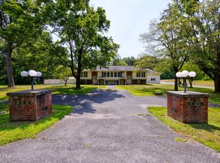 1648 Crescent Rd, Clifton Park, NY 12065