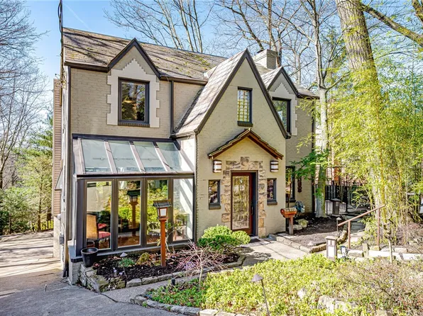 773 Gypsy Ln, Pittsburgh, PA 15228