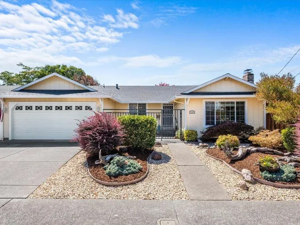 7669 Beverly Drive, Rohnert Park, CA 94928