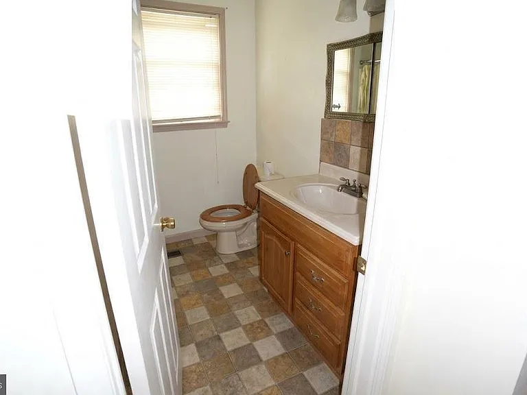 306 Cornell Rd — Photo 20