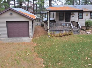 E2946 Moon Lake Ct, Iola, WI 54945