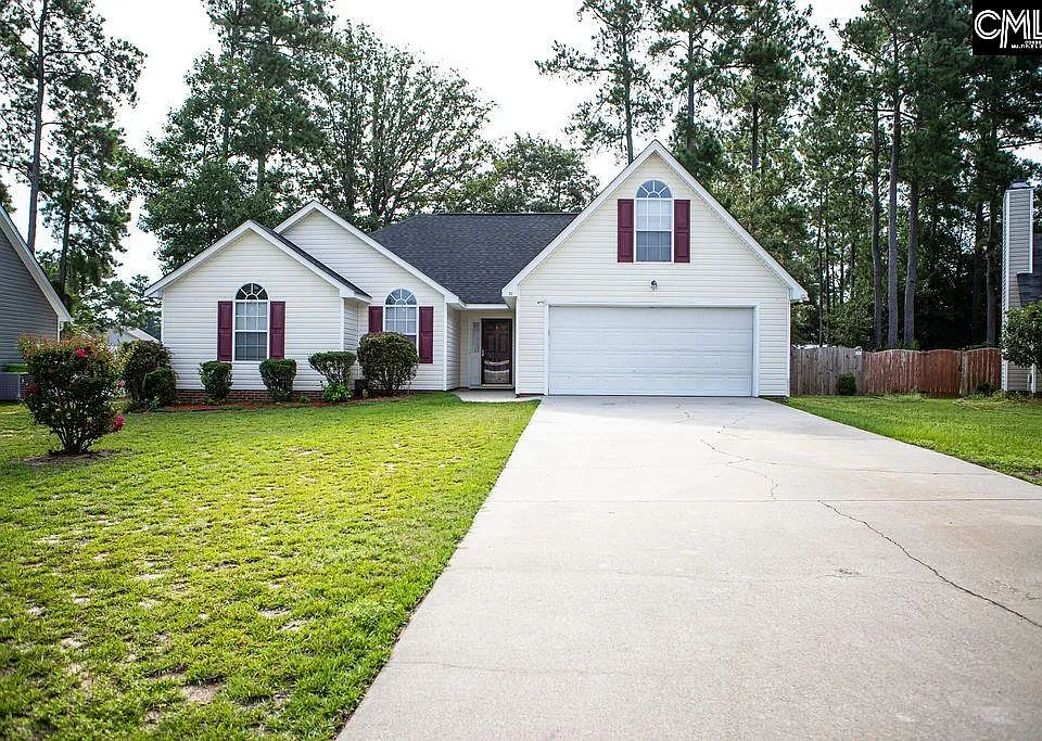 33 Oak Lake Ct