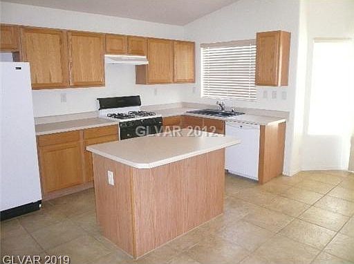 2nd image of 5012 Perrone Ave