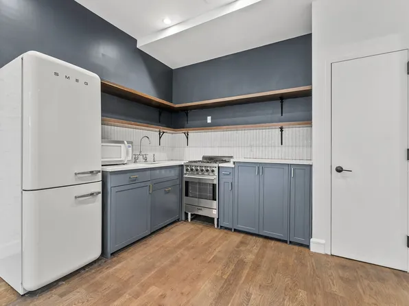 352 Weirfield Street image 2 of 7