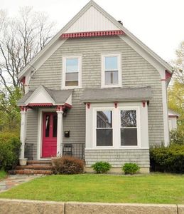 12 Mechanic St, Milford, MA, 01757