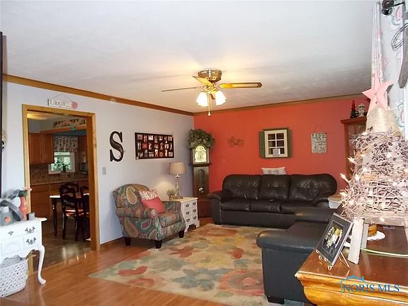 2nd image of 201 N Turkeyfoot Ave