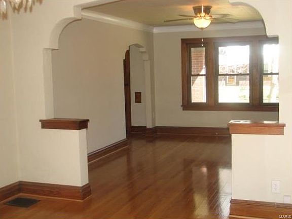 2nd image of 2025 Princeton Pl