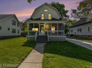145 Washington St, Mount Clemens, MI 48043