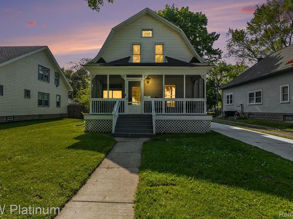 145 Washington St, Mount Clemens, MI 48043
