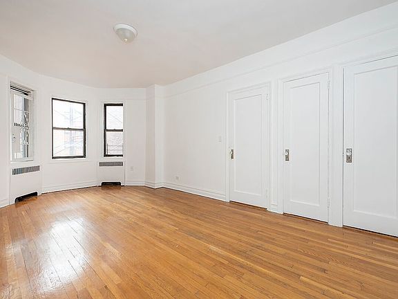 3rd image of 8402 35th Ave #4B
