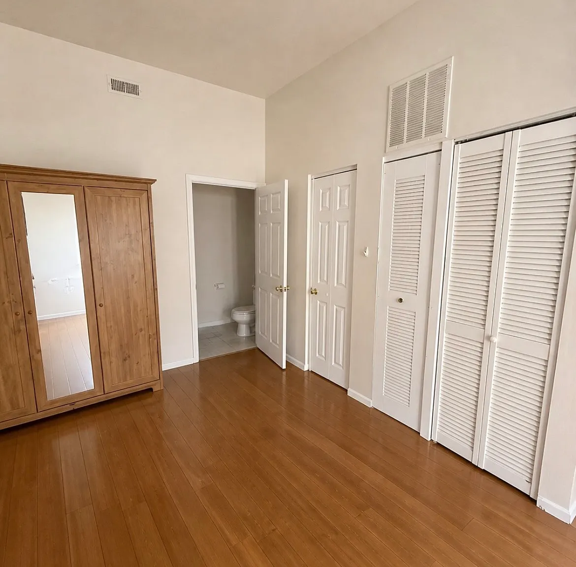 1 bed, 560 sqft, $1,650 — Photo 2