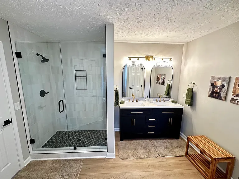 206 Moorhill Ave — Photo 22