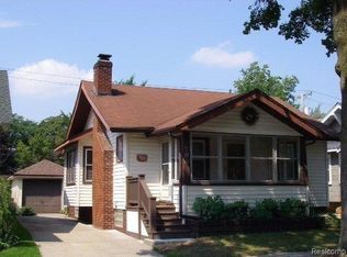 700 S Pleasant St, Royal Oak, MI 48067