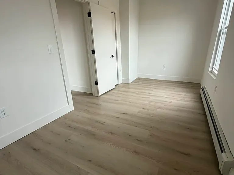 538 Westside Ave #3A — Photo 3