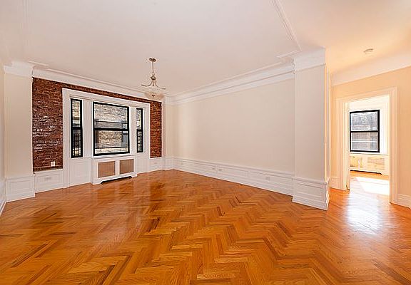 3rd image of 230 W 79th St #83S