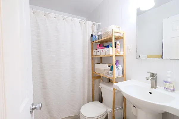 Rented by Sotheby's International Realty | media 8