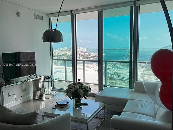 3rd image of 888 Biscayne Blvd APT 2602
