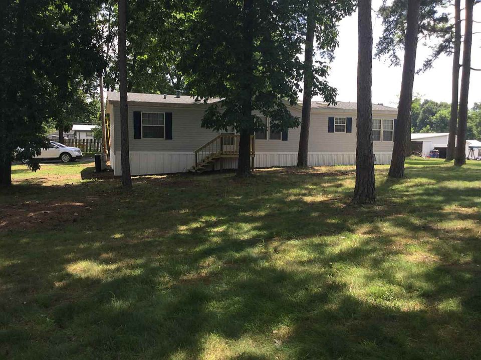 1st image of 30 Sills Ln