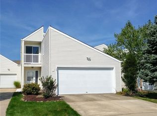 70 Castle Ct, Brunswick, OH 44212