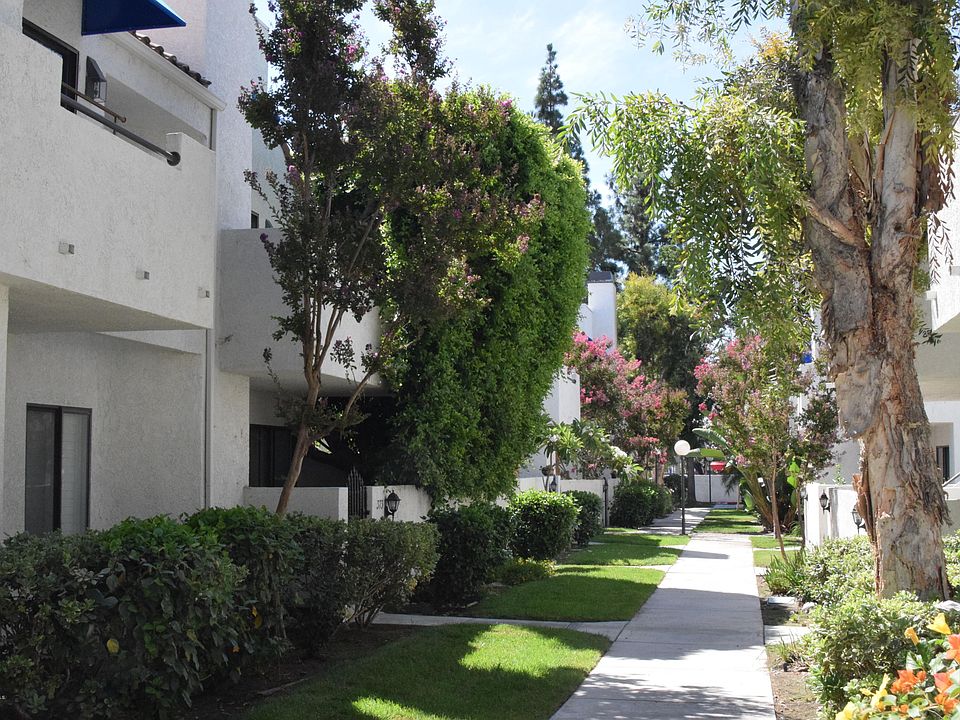1st image of 373 Park Shadow Ct