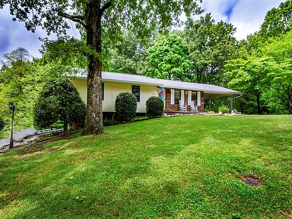 3rd image of 5030 Cotton Wood Ln