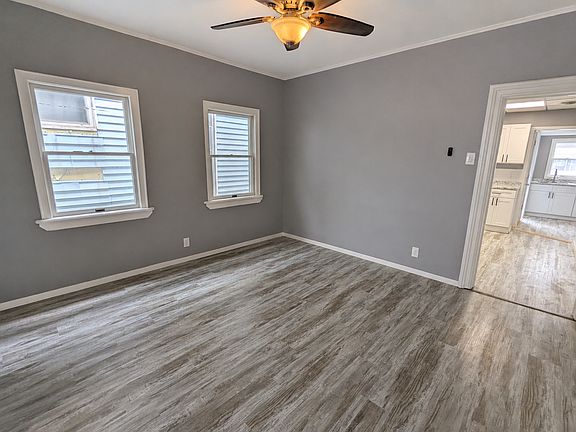 2nd image of 114 Ontario St APT 2
